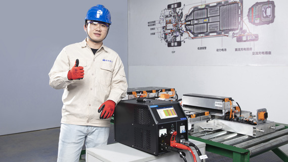 福光産(chǎn)品應用于新能(néng)源乘用車锂電(dian)池維護現場