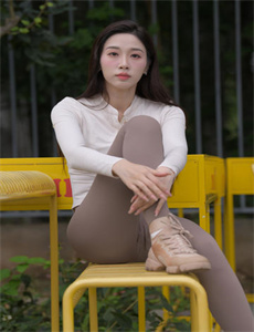 与晨同光在线观看